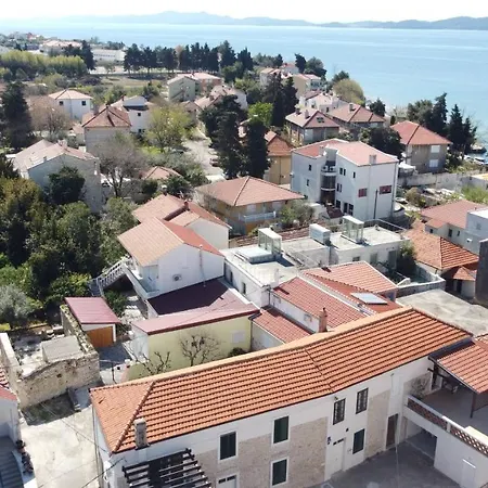 Karuzz Heated Jacuzzi * Zadar