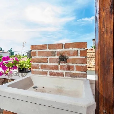 Karuzz Heated Jacuzzi