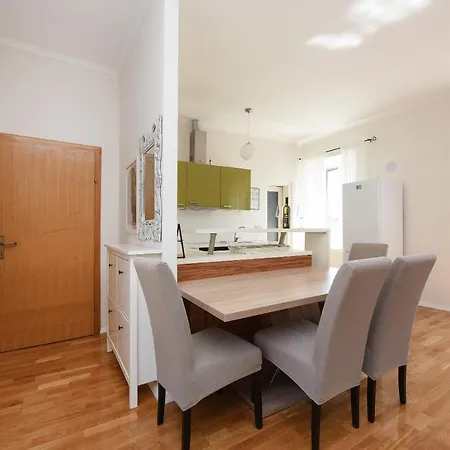 Lejlighed Karuzz Heated Jacuzzi *