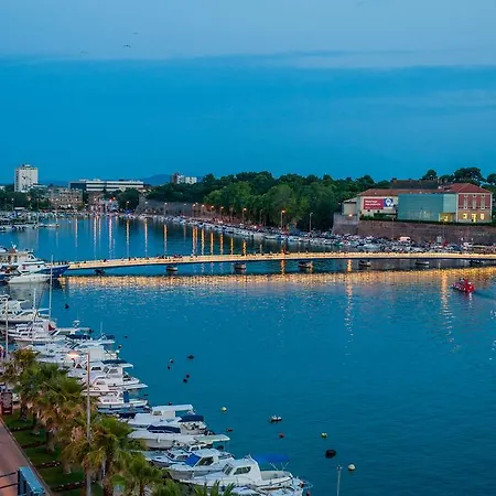 شقة Karuzz Heated Jacuzzi