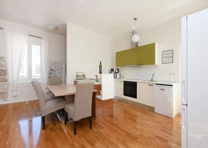 Apartamento Karuzz Heated Jacuzzi