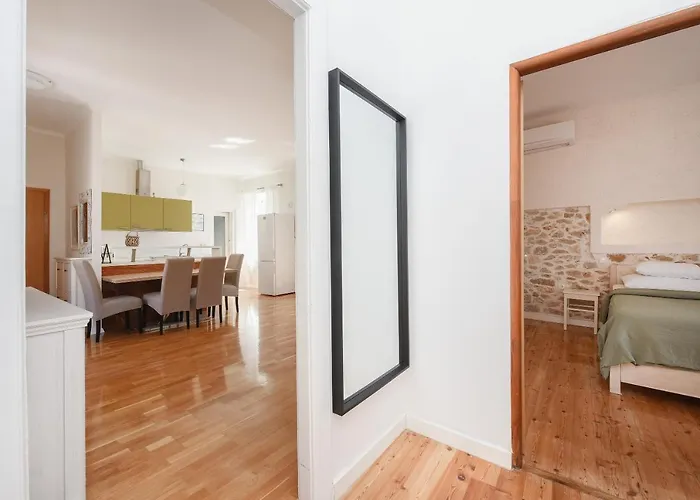 Karuzz Heated Jacuzzi Apartman