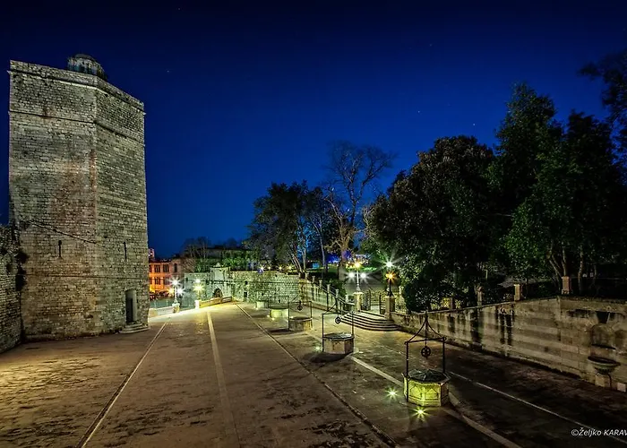 Apartman Karuzz Heated Jacuzzi Zára