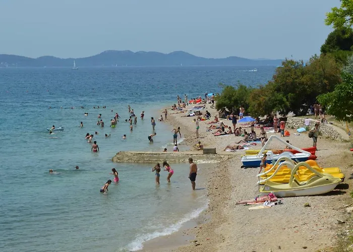 Apartman Karuzz Heated Jacuzzi Zára