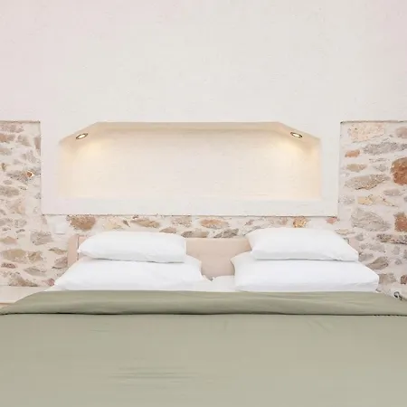 Karuzz Heated Jacuzzi * Zadar