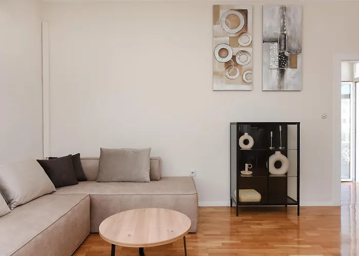 Karuzz Heated Jacuzzi *