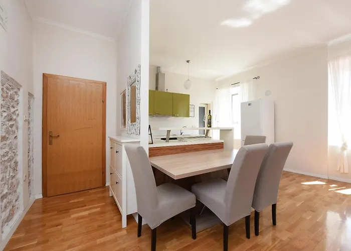 Appartement Karuzz Heated Jacuzzi *