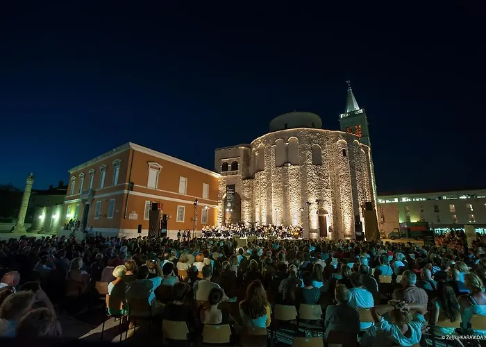 Karuzz Heated Jacuzzi Appartement Zadar