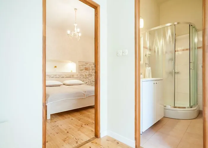 Karuzz Heated Jacuzzi Appartement